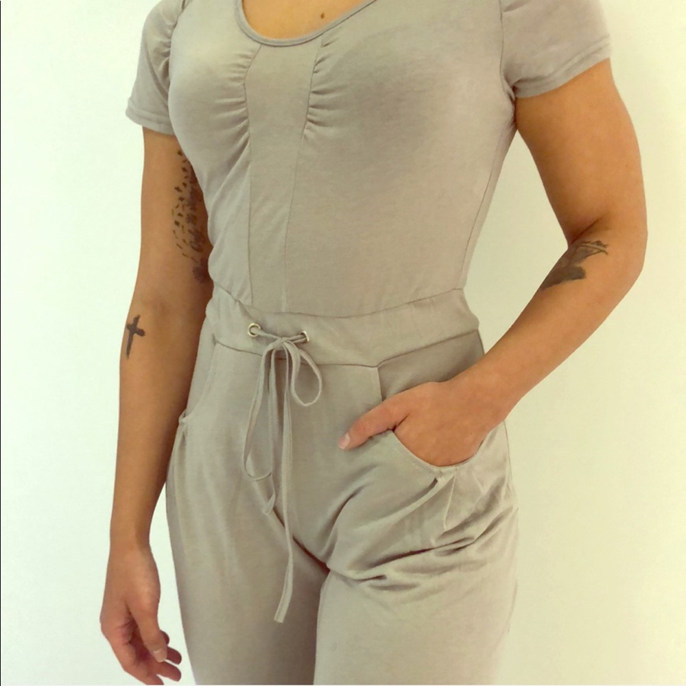 NWOT Casual Jumpsuit with pockets